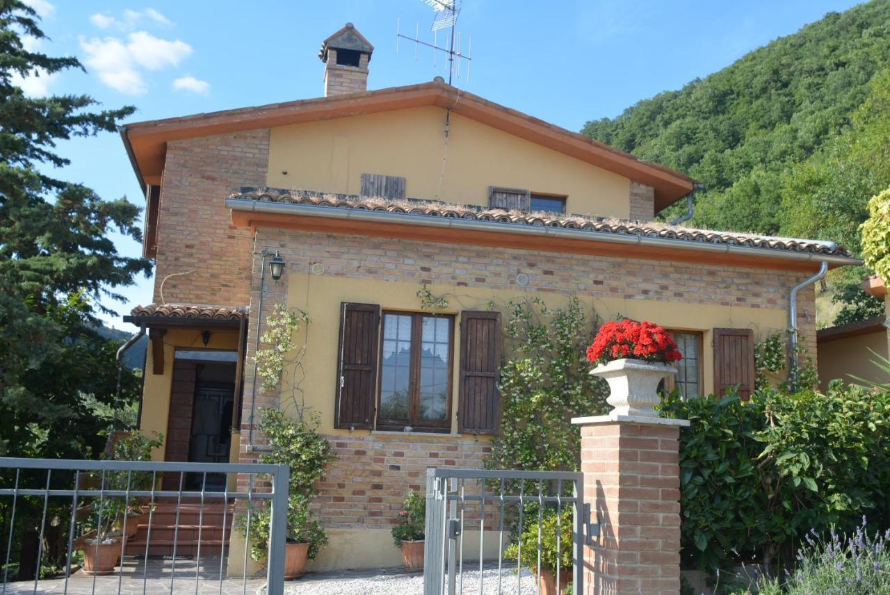 Villa Mischianti Gubbio Esterno foto