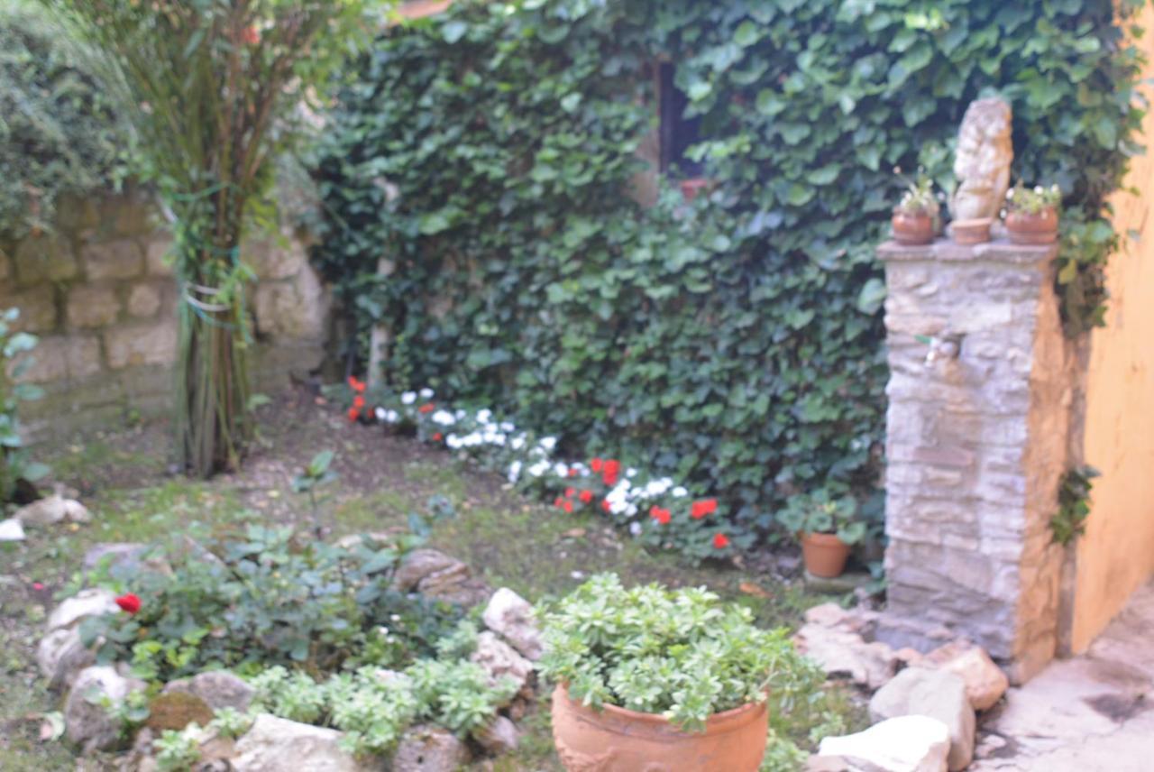 Villa Mischianti Gubbio Esterno foto