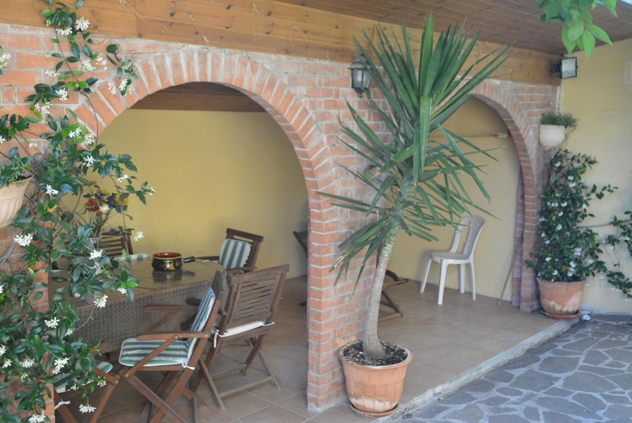Villa Mischianti Gubbio Esterno foto