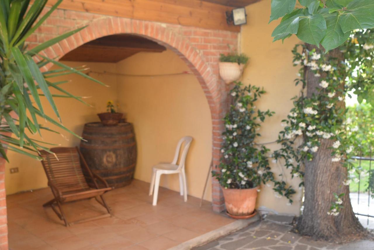 Villa Mischianti Gubbio Esterno foto
